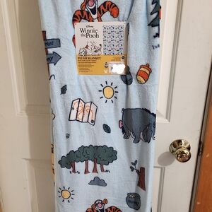 Disney Winnie the Pooh Blanket 60" X 90" NWT